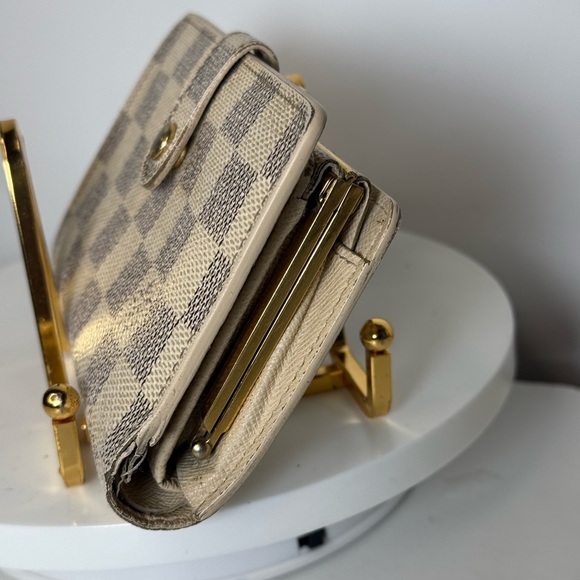 Louis Vuitton Damier Azur Port Monnaie Kisslock Wallet - Picture 4 of 8